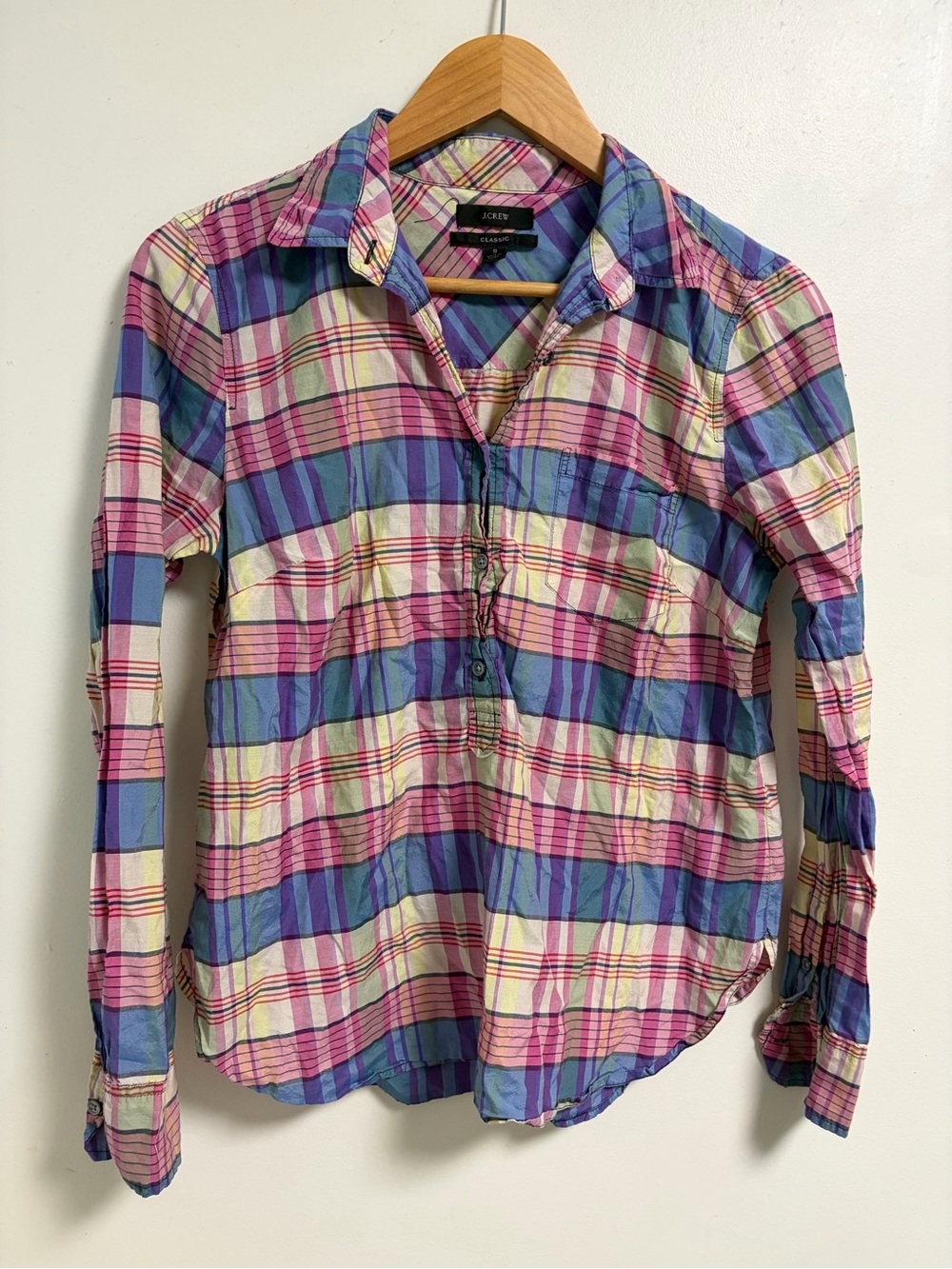 J.Crew Multicolor Plaid Button-Front Shirt in Pink, Blue & Purple sz small